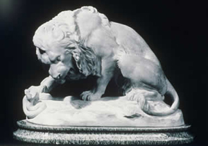 Giallo di Sienna lion sculpture